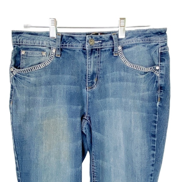 Earl Jeans Sz 8 Blue Barely Bootcut Embellished Embroidered Mid-rise Western - Picture 4 of 15
